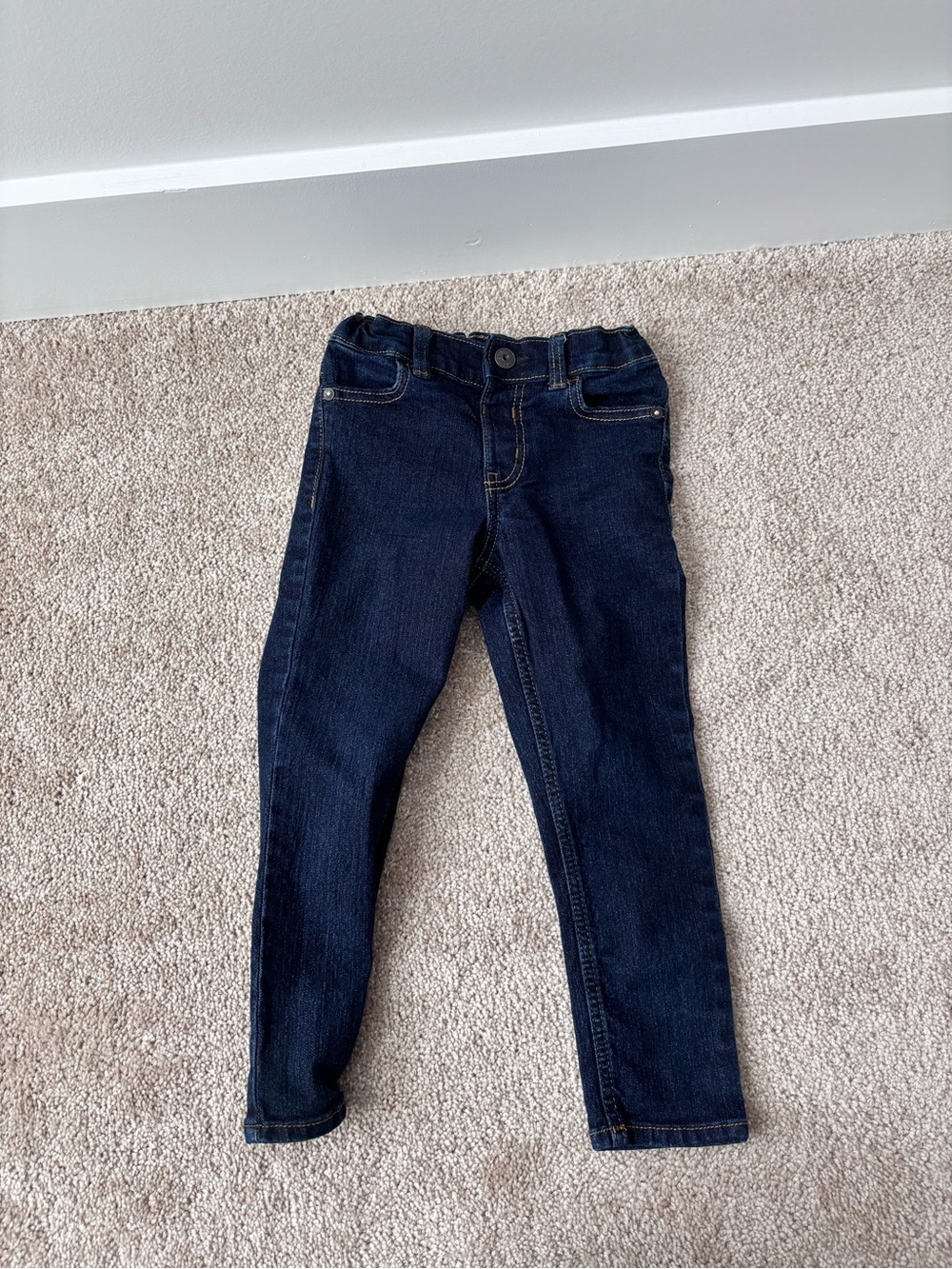 17-Piece Boys Size 4T Fall/Winter Bundle | Janie & Jack, Vineyard Vines, & More! - Picture 10 of 11